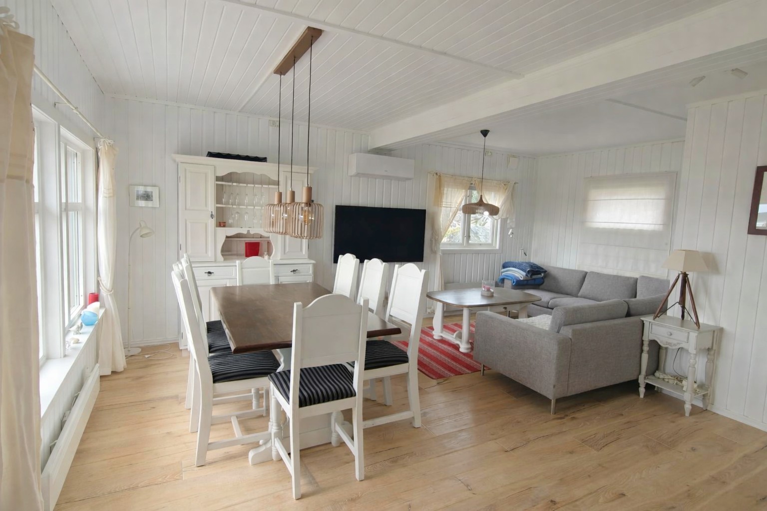 Furuheimen Hytte I Skjeberg (2)