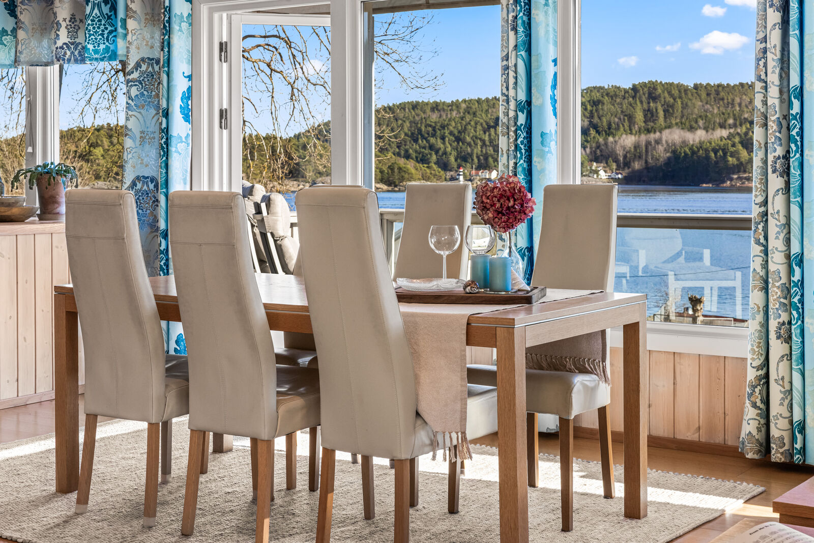 Isebakke Ved Fjorden Hytte I Halden (4)
